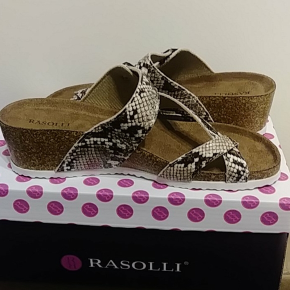 Rasolli, Beige, Snake print 2"wedge Sandals NIB size 10 - Picture 5 of 5